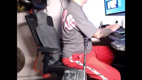 hotkinkytat online show from November 13, 2:55 pm