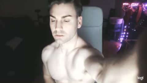 hotstud4uu online show from February 5, 7:26 am