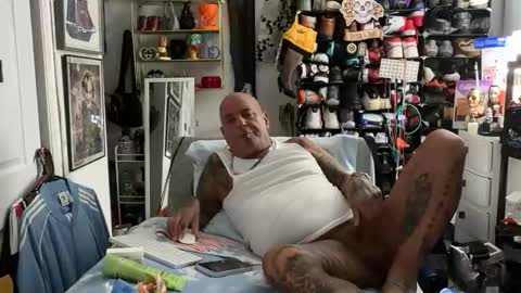 hotstuff775616 online show from January 13, 3:22 am