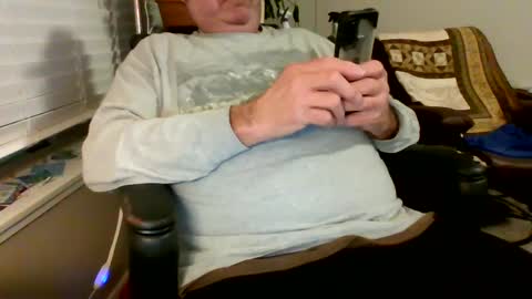 Hottop 1981 online show from February 11, 2:14 am