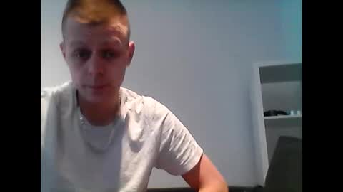 hubikush22 online show from December 26, 8:18 am