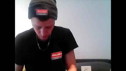 hubikush22 online show from January 19, 9:22 am