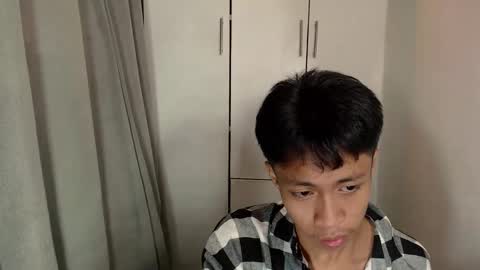 hugecockwayoy online show from October 24, 8:21 pm