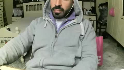 Snapshot of hugeveiny chatting on February 18, 4:27 pm hugeveiny online show from February 18, 4:27 pm