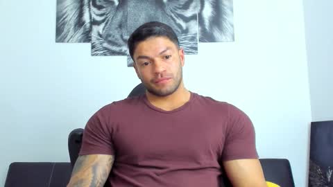 Eli online show from November 9, 11:42 pm