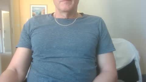 hundeleine online show from April 21, 7:14 am