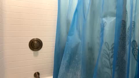 hung_and_horny1005 online show from November 24, 11:17 pm