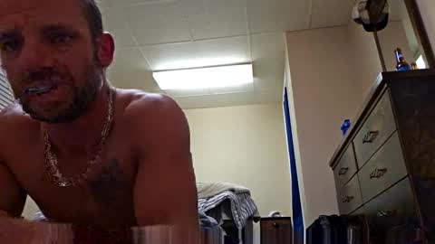 hunganhorny88 online show from May 31, 4:35 am