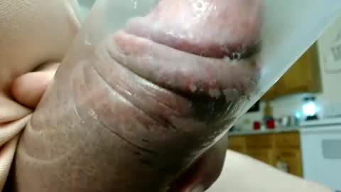 hunglikeahorse063790 online show from April 16, 1:16 am