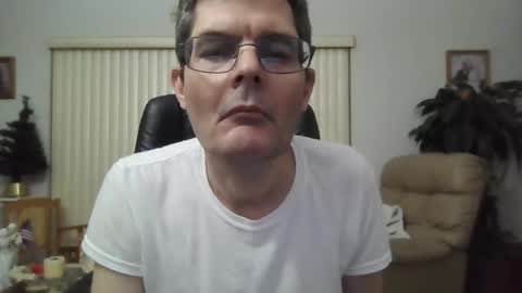 Snapshot of hunkmasclefad458 chatting on December 21, 2:52 am hunkmasclefad458 online show from December 21, 2:52 am