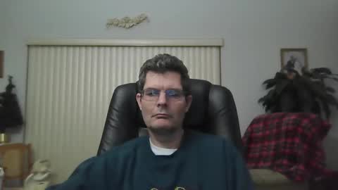 Snapshot of hunkmasclefad458 chatting on December 31, 4:06 am hunkmasclefad458 online show from December 31, 4:06 am