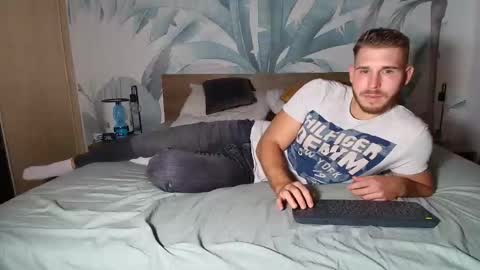 Hunter Bridges online show from October 7, 2:54 pm