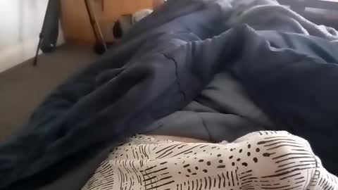 hunternewby94 online show from April 21, 4:40 am