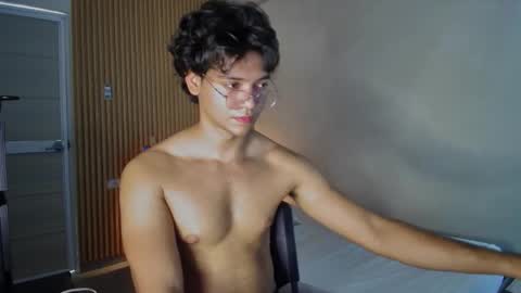 husband_xxx online show from January 7, 7:19 pm