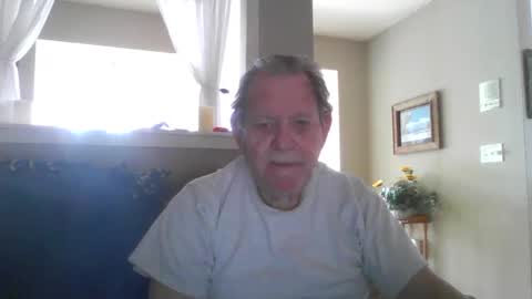 Snapshot of hvl13 chatting on January 30, 7:26 pm hvl13 online show from January 30, 7:26 pm