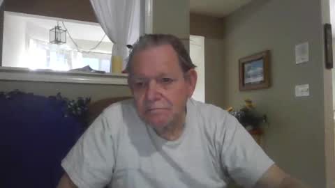 Snapshot of hvl13 chatting on January 31, 8:01 pm hvl13 online show from January 31, 8:01 pm