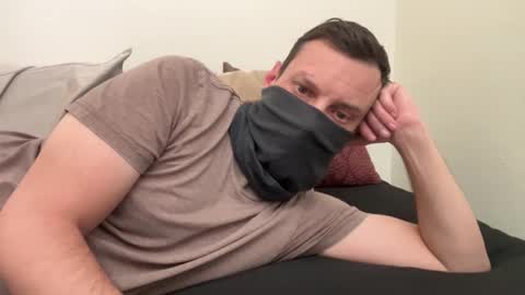 i o ro online show from December 1, 3:53 am