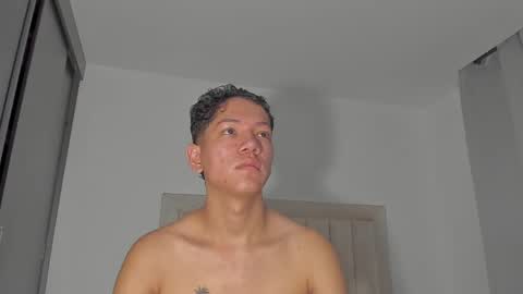 Juliiiiian online show from June 2, 11:00 am