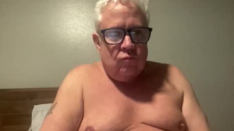 iamsuperhard9 online show from April 2, 1:58 am