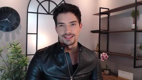 Ian Davis online show from March 6, 9:42 pm