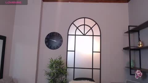 Ian Davis online show from February 19, 8:20 pm