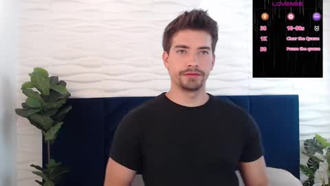 Ian Davis online show from December 9, 8:08 pm