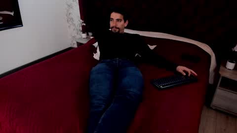 Ian Davis online show from September 14, 12:07 pm