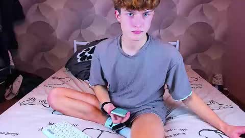 Ian Flor online show from November 28, 3:14 pm