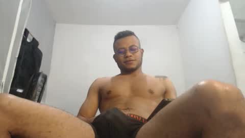 ian_tuner online show from November 27, 2:04 am