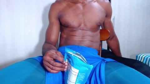 Ian Rashad online show from April 2, 9:00 pm