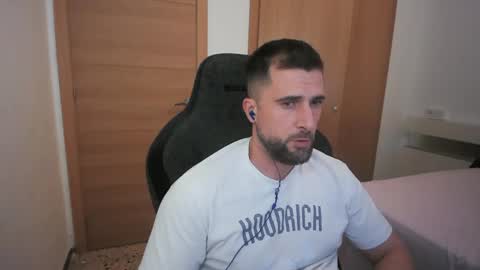 iberian_macho online show from October 28, 10:23 pm