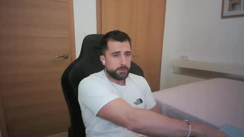 iberian_macho online show from October 23, 3:04 pm