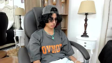 ibratxandy online show from February 2, 8:06 pm