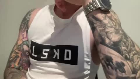 ic987 online show from December 19, 5:43 pm