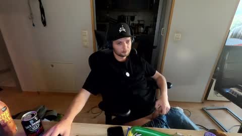 ich7722 online show from April 8, 1:53 pm