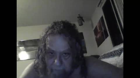 icu2try2xs2 online show from February 25, 2:22 pm