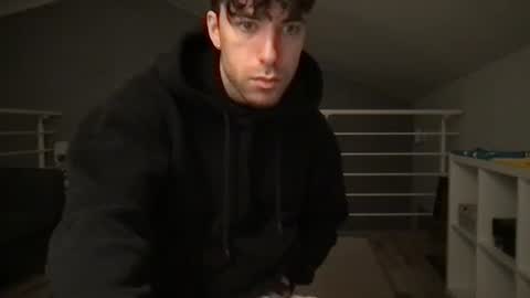 Snapshot of icyninesix chatting on February 9, 3:32 am icyninesix online show from February 9, 3:32 am