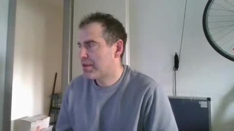 idontknowwhy1 online show from February 24, 8:04 am