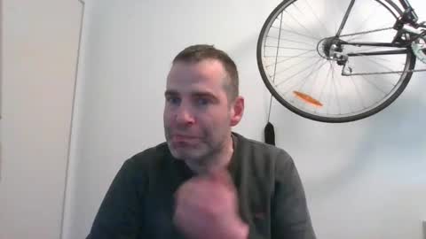 idontknowwhy1 online show from February 13, 7:45 am