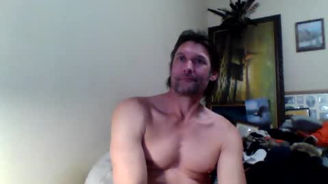 Snapshot of ifoundthegspot chatting on January 10, 7:04 am Darthmark420 online show from January 10, 7:04 am