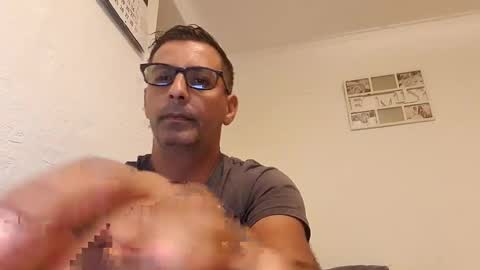 Snapshot of ihtiandar1008 chatting on October 12, 5:12 am ihtiandar1008 online show from October 12, 5:12 am