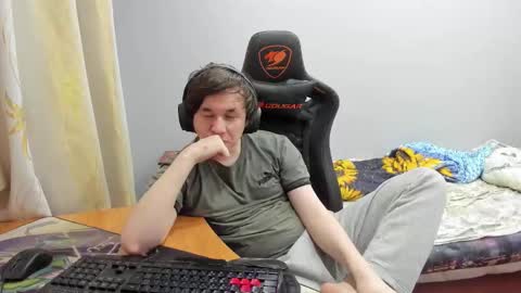 iliaskris online show from September 15, 12:02 am