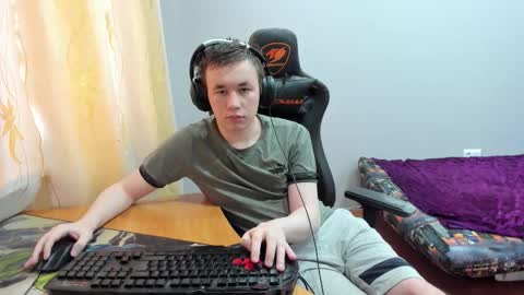 iliaskris online show from December 21, 9:06 am