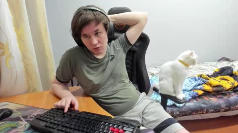 iliaskris online show from September 11, 11:04 pm