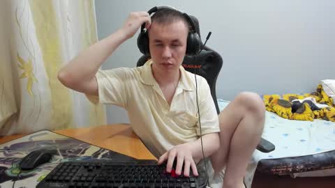 iliaskris online show from October 4, 3:28 pm