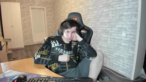 iliaskris online show from March 10, 9:18 pm