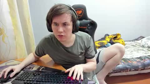 iliaskris online show from September 12, 11:05 pm