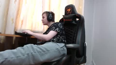 lord online show from December 22, 10:34 am