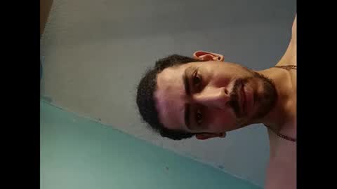 AARON online show from December 27, 6:31 pm