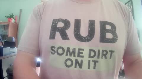 ilundercover2 online show from March 30, 2:40 pm